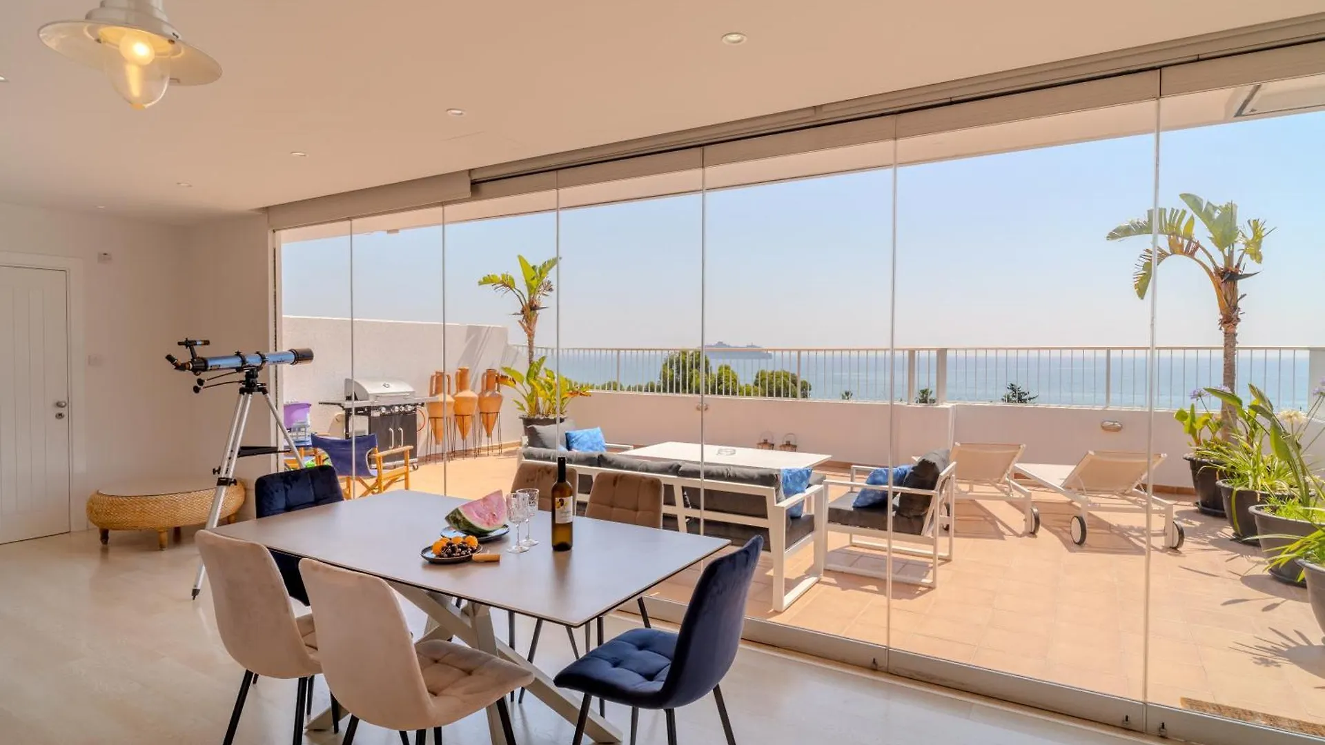 Blue Penthouse Mackenzie Apartment Larnaca