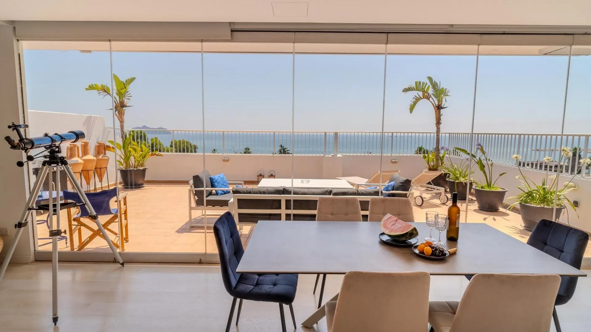 Blue Penthouse Mackenzie Apartment Larnaca