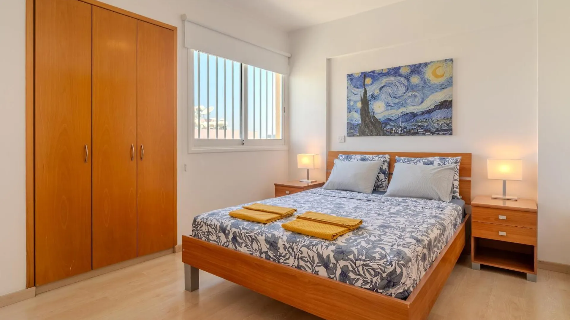 Blue Penthouse Mackenzie Apartment Larnaca Cyprus